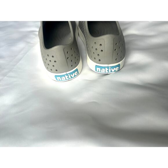 Native Jefferson Water Shoes Big Boys/Girls J5 - Picture 5 of 9